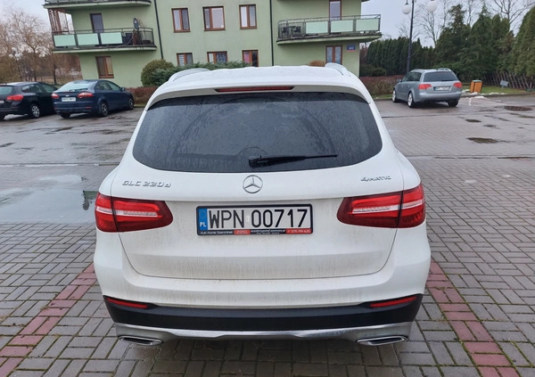 Mercedes-Benz GLC cena 129999 przebieg: 117000, rok produkcji 2016 z Płońsk małe 379